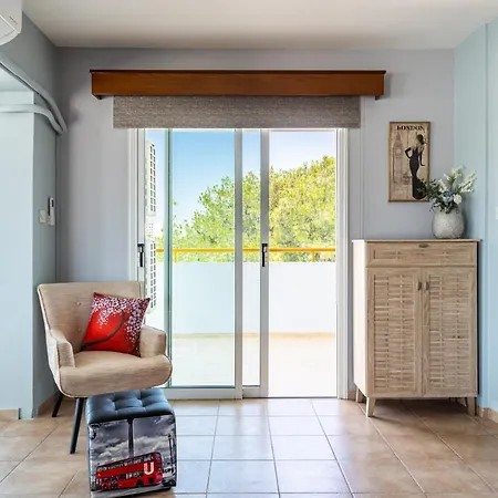 Melograno 3-br W/ Terrace In アパート *