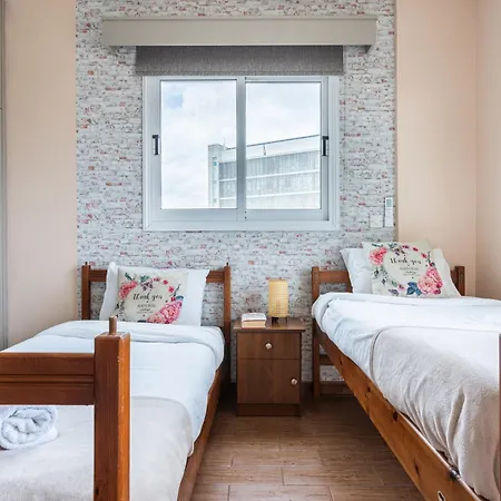 Melograno 2-br & Terrace In アパート